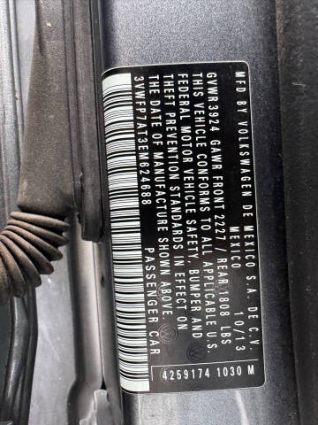 2014 Volkswagen Beetle 2.5L Entry PZEV