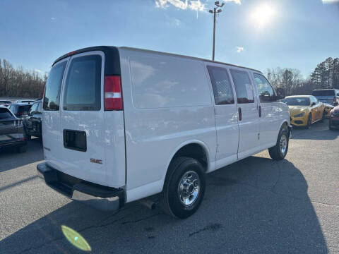 2023 GMC Savana 2500