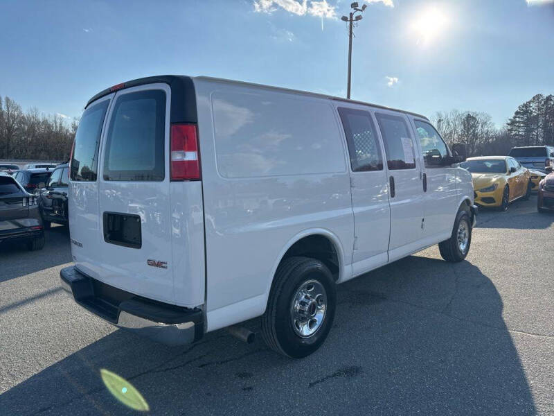 2023 GMC Savana 2500