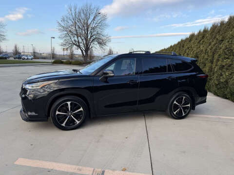 2022 Toyota Highlander XSE