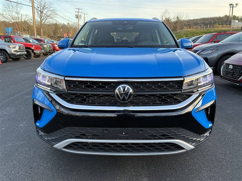 2023 Volkswagen Taos SE 4Motion