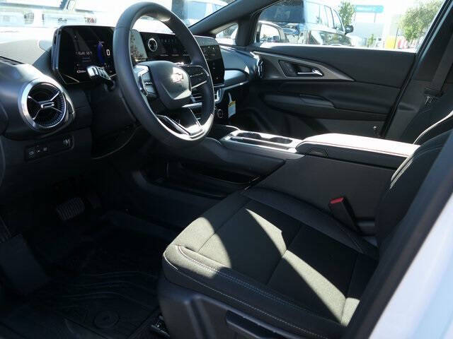 2026 Chevrolet Equinox EV LT 1