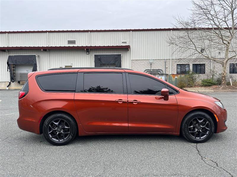 2018 Chrysler Pacifica Touring L Plus