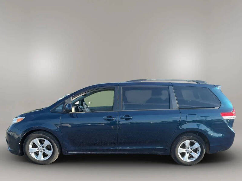 2011 Toyota Sienna