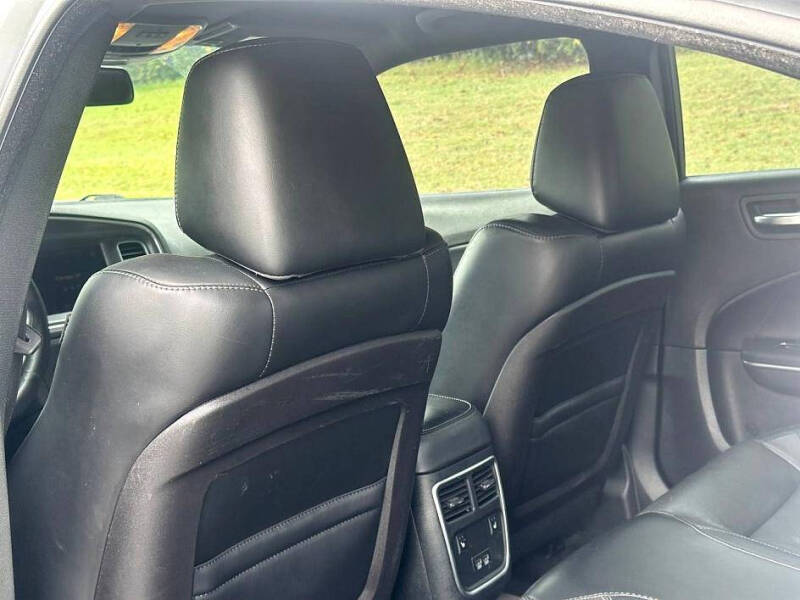 2015 Dodge Charger SXT