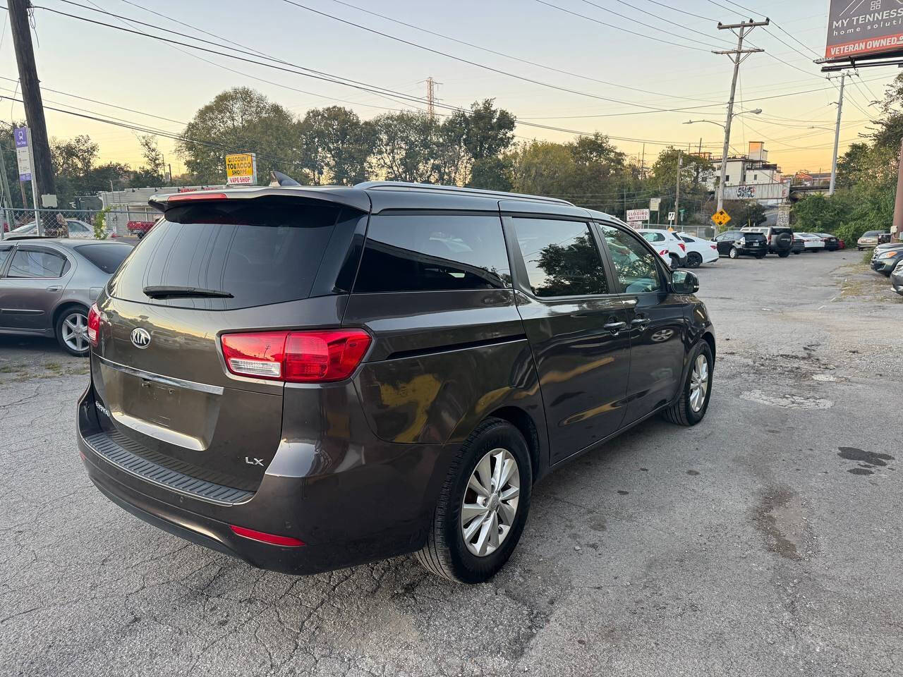 2017 Kia Sedona for sale at Green Ride LLC in NASHVILLE, TN