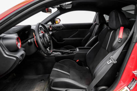 2025 Toyota GR86 Premium
