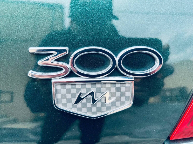 1999 Chrysler 300M