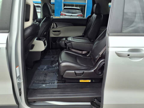 2023 Kia Carnival