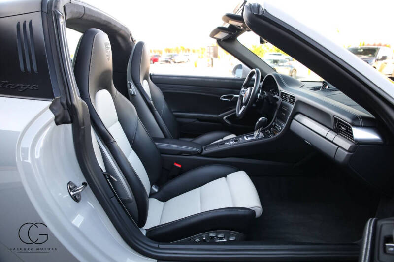 2019 Porsche 911