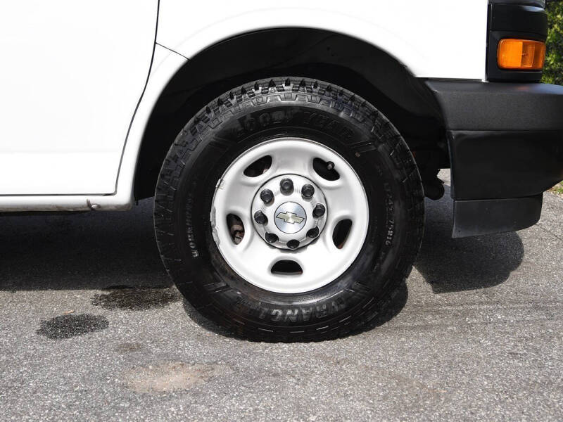 2021 Chevrolet Express 2500