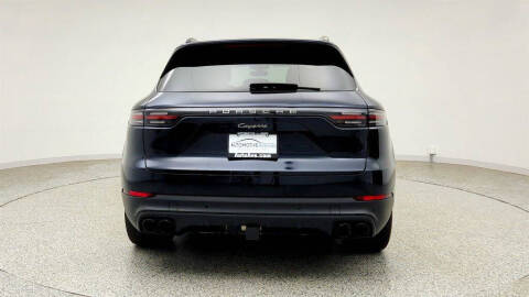 2023 Porsche Cayenne Platinum Edition
