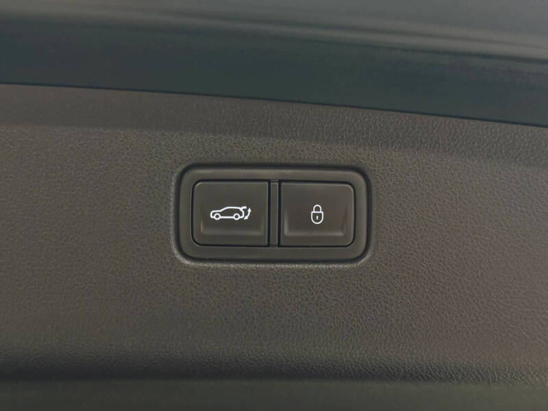 2024 Genesis GV70 2.5T Standard