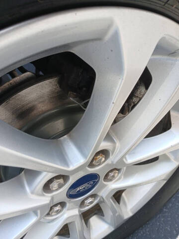 2020 Ford Escape SE