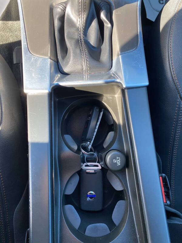 2015 Volvo V60 Cross Country T5