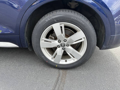 2018 Audi Q5 2.0T quattro Premium Plus