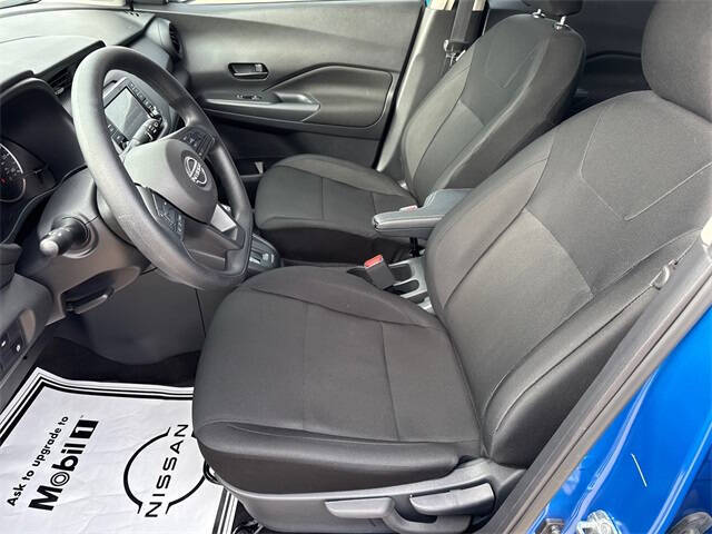 2025 Nissan Kicks Play S