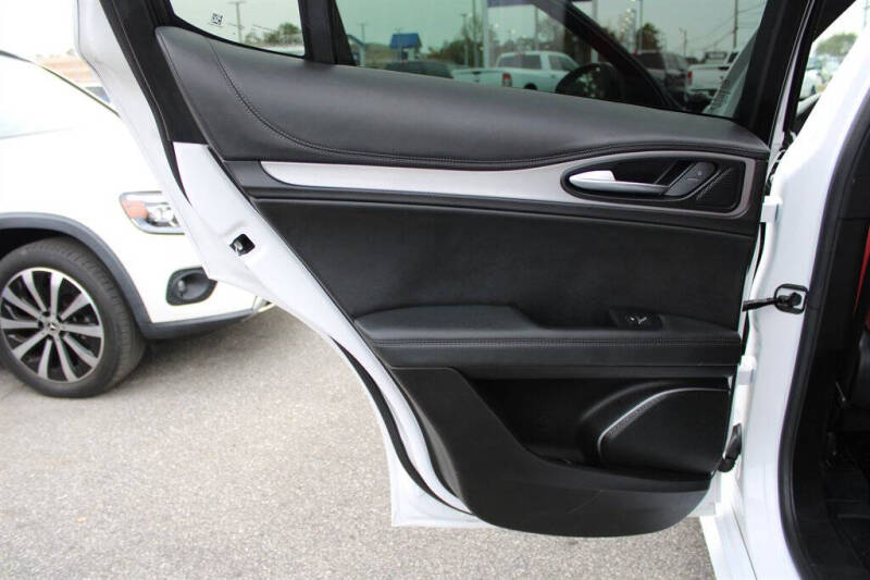 2023 Alfa Romeo Stelvio Ti