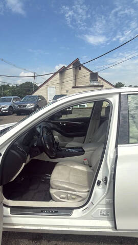 2015 Infiniti Q50 Premium
