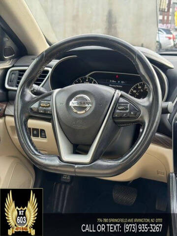 2016 Nissan Maxima