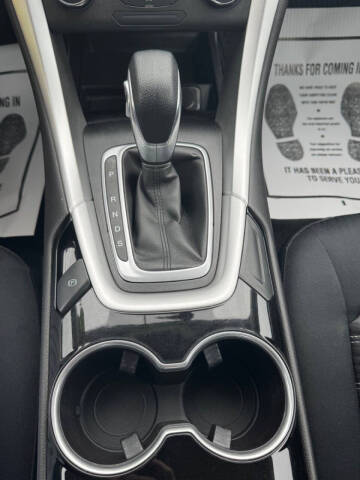 2016 Ford Fusion SE