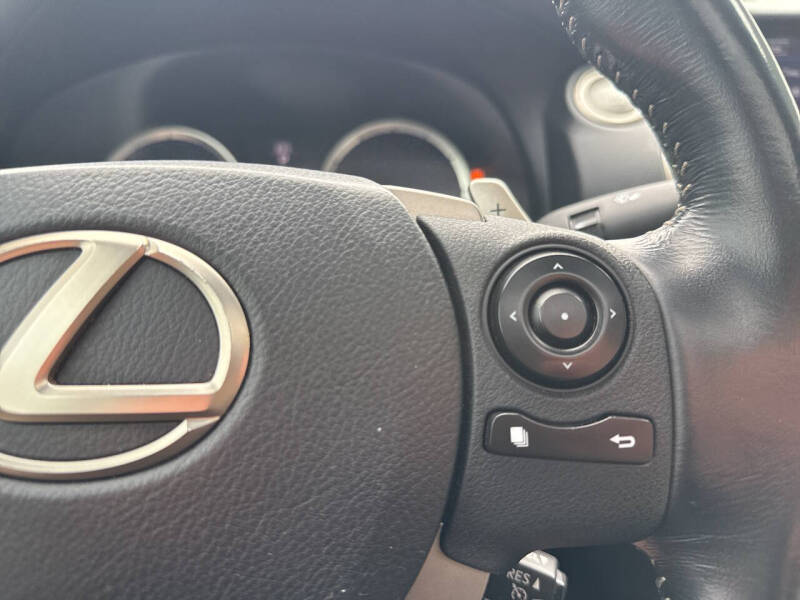 2016 Lexus IS 200t