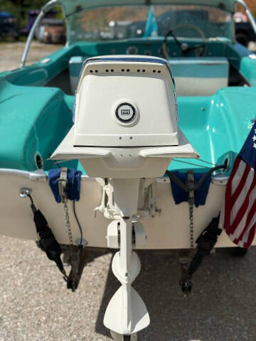 1961 Glastron Classic