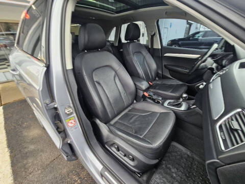 2015 Audi Q3 2.0T quattro Prestige