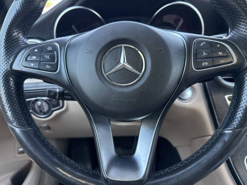 2018 Mercedes-Benz GLC GLC 300 4MATIC