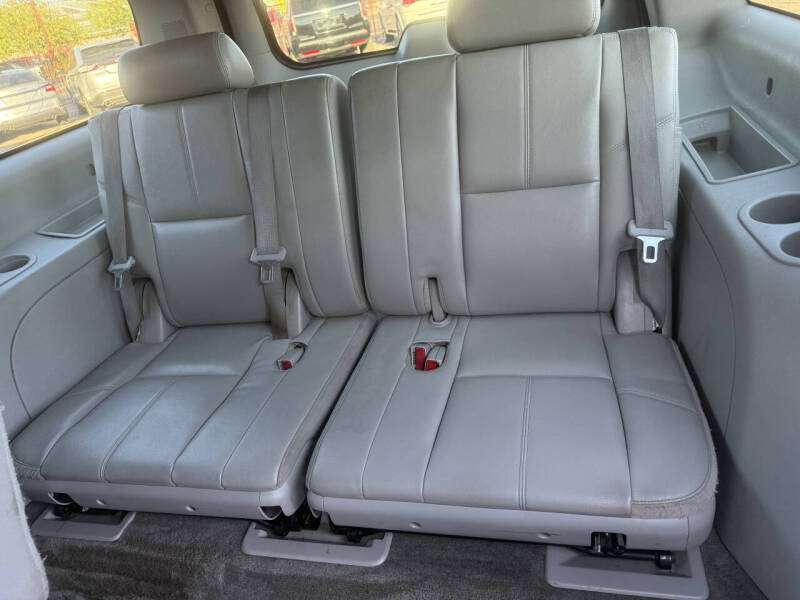 2013 Chevrolet Suburban LT