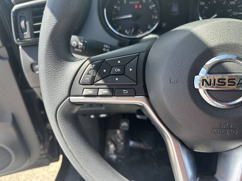 2020 Nissan Rogue Sport SV