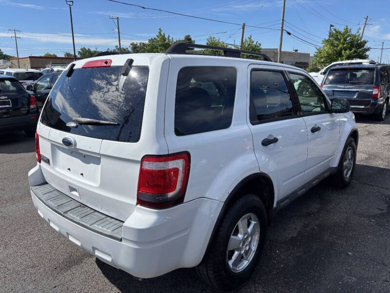2011 Ford Escape XLT