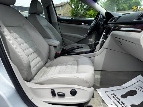 2013 Volkswagen Passat V6 SEL Premium
