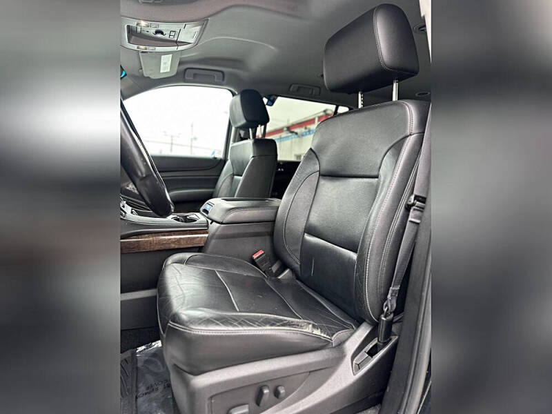 2017 Chevrolet Suburban LT