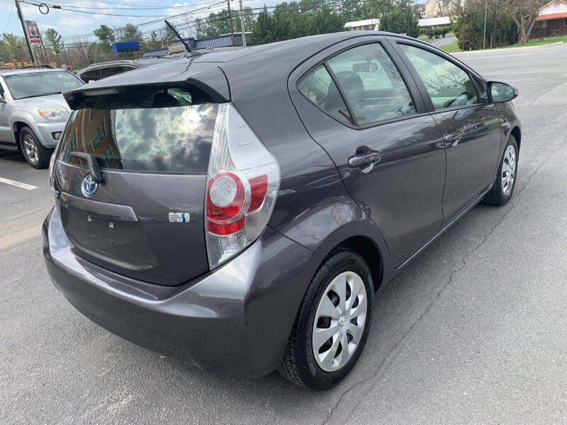 2012 Toyota Prius c Two