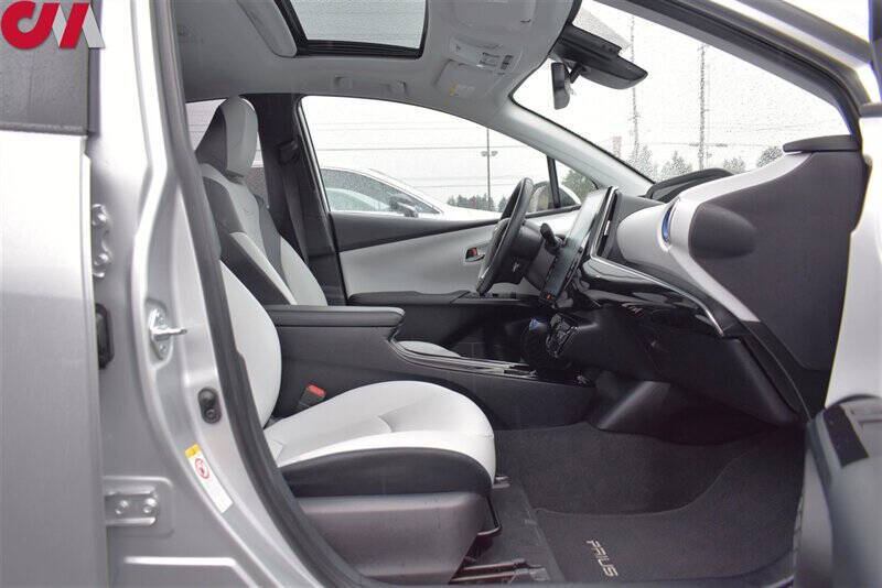 2022 Toyota Prius Limited