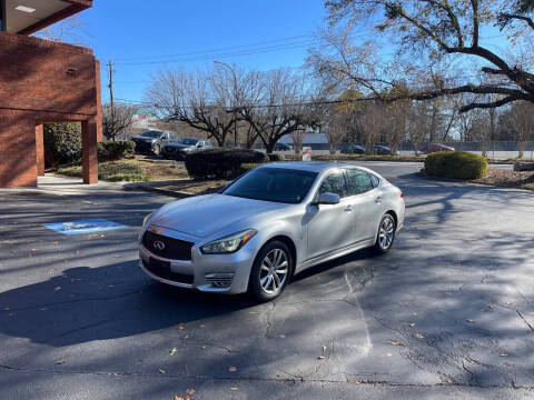 2015 Infiniti Q70 3.7