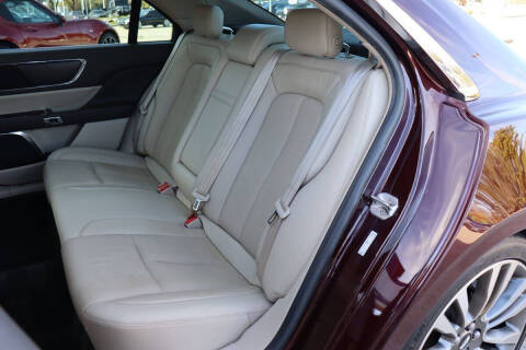 2018 Lincoln Continental Select