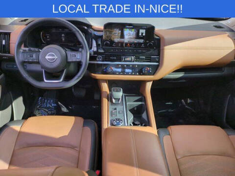 2023 Nissan Pathfinder Platinum