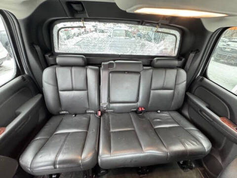 2013 Chevrolet Avalanche LT Black Diamond