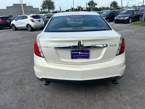 2009 Lincoln MKS