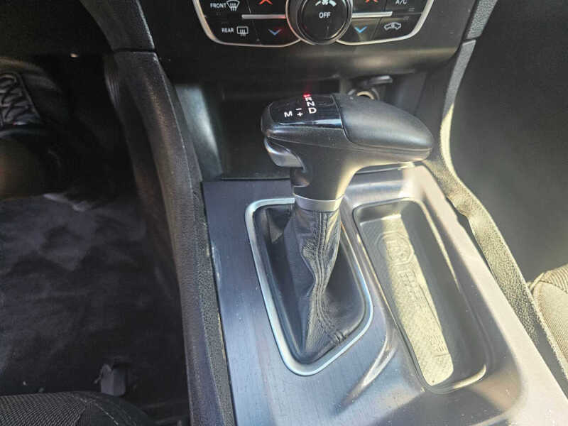 2017 Dodge Charger SE