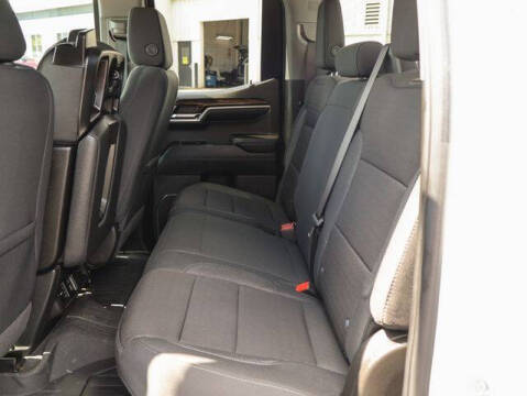 2024 GMC Sierra 1500 Elevation Standard