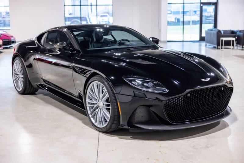 2022 Aston Martin DBS Superleggera