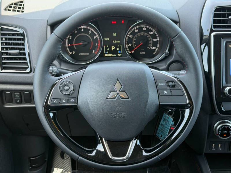 2026 Mitsubishi Outlander Sport LE