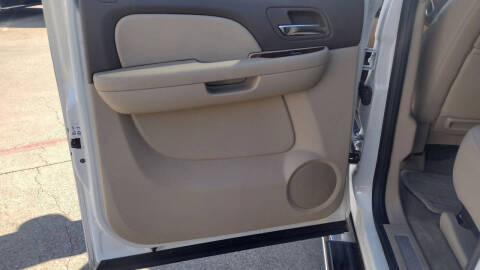 2013 Chevrolet Avalanche LTZ Black Diamond