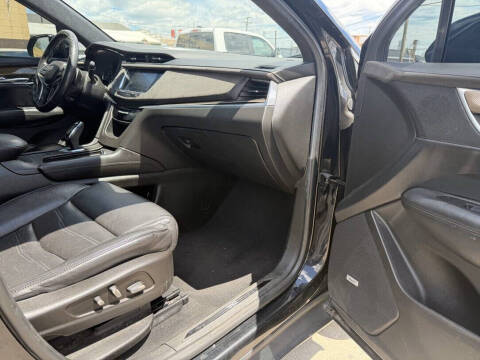 2017 Cadillac XT5 Platinum