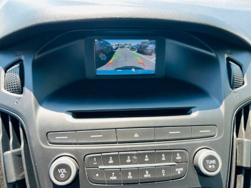 2017 Ford Focus SE