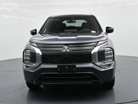 2026 Mitsubishi Outlander LE