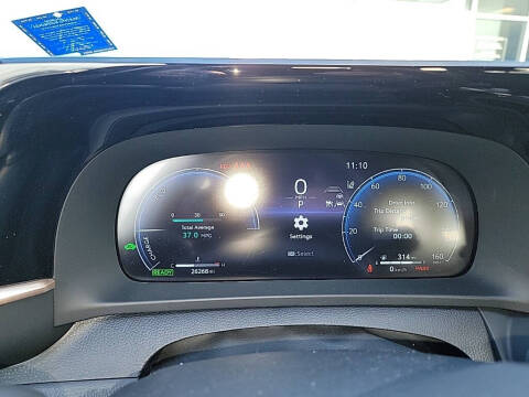 2025 Toyota Crown Signia XLE